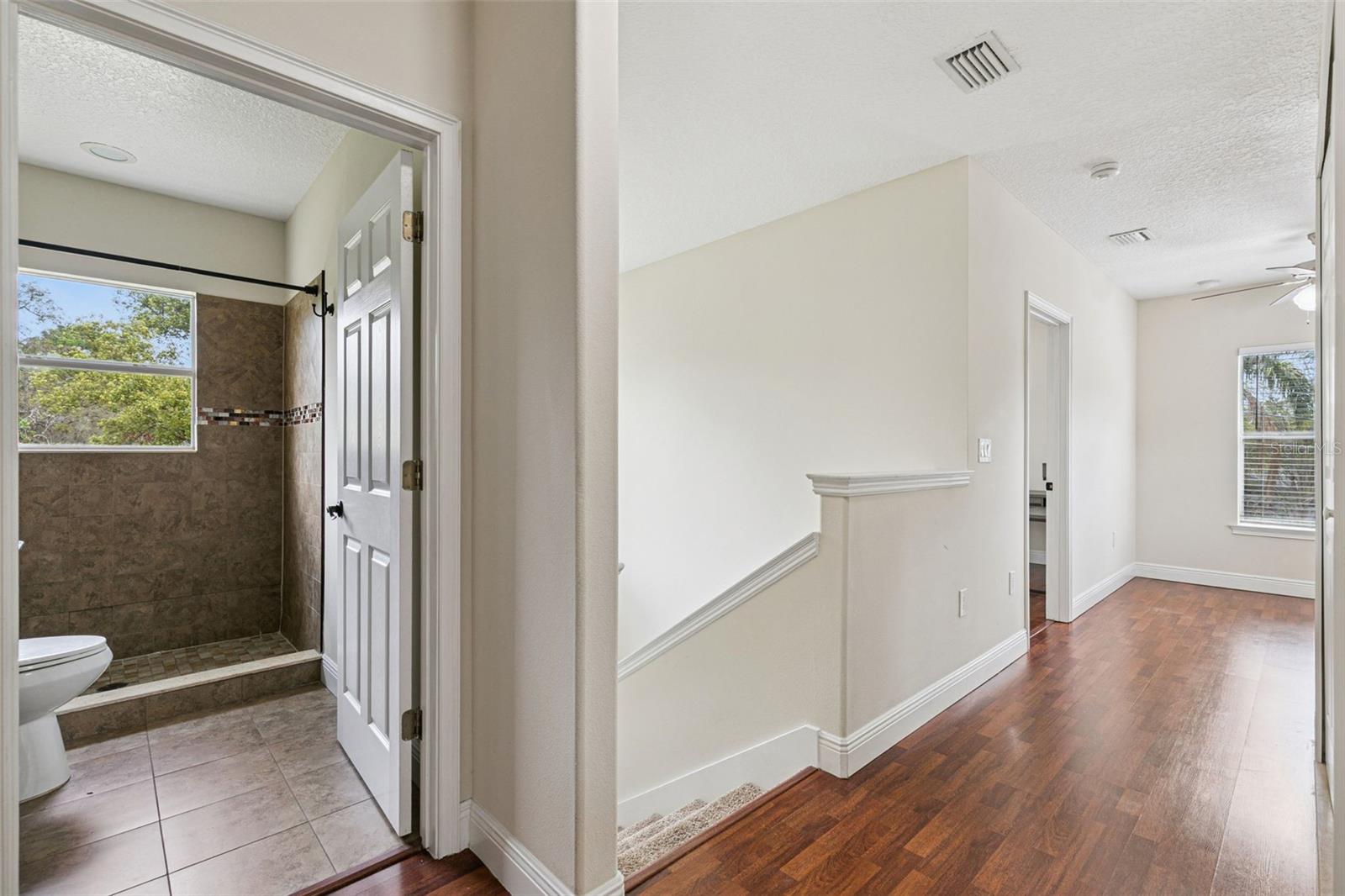 Image 24 of 47 For 1132 Hardy Avenue