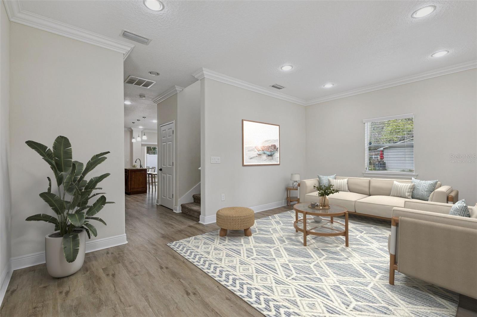 Image 3 of 47 For 1132 Hardy Avenue