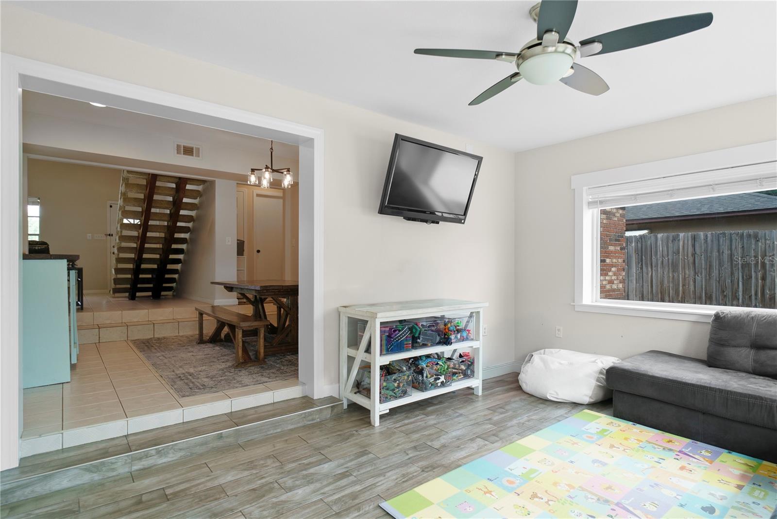 Image 19 of 49 For 3177 Dawley Avenue