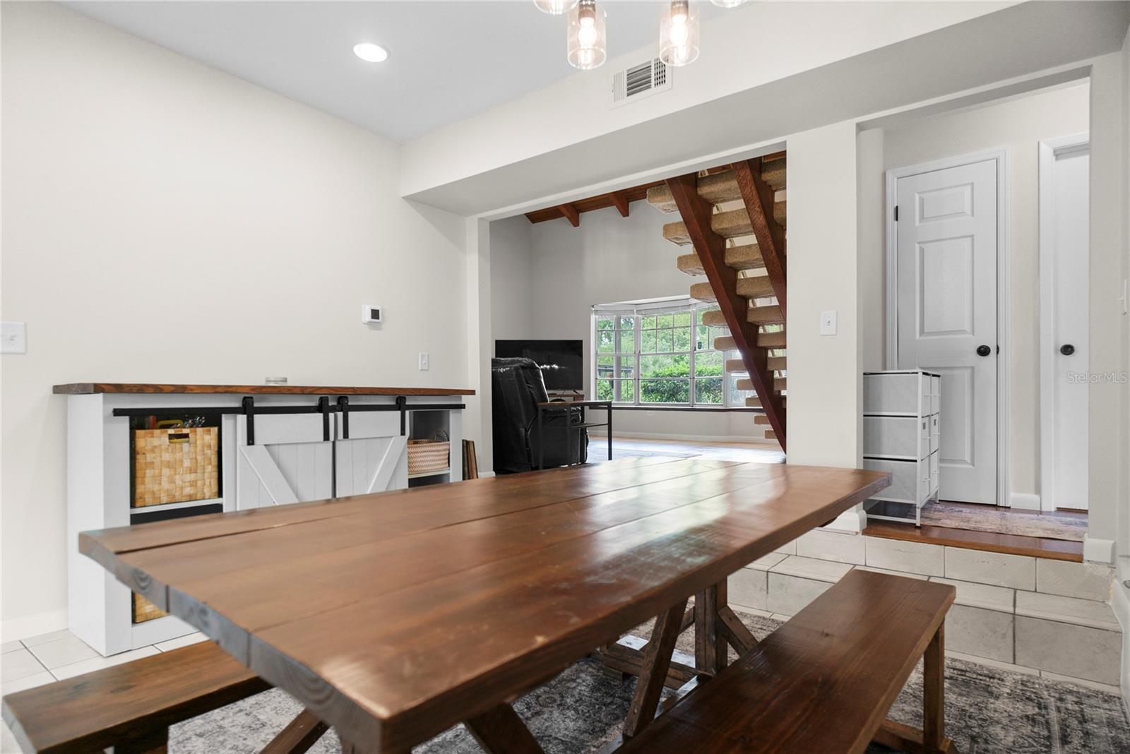 Image 8 of 49 For 3177 Dawley Avenue