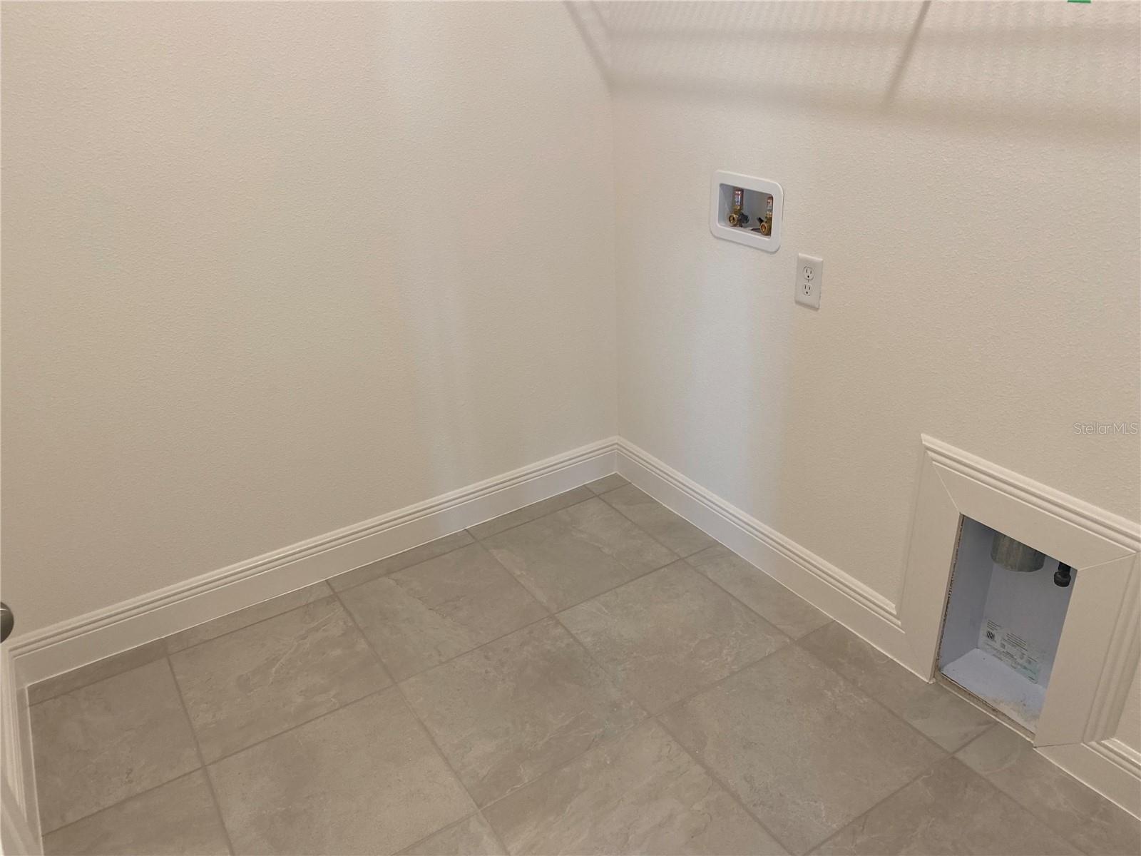 Image 19 of 24 For 4842 Gilded Jewel Drive