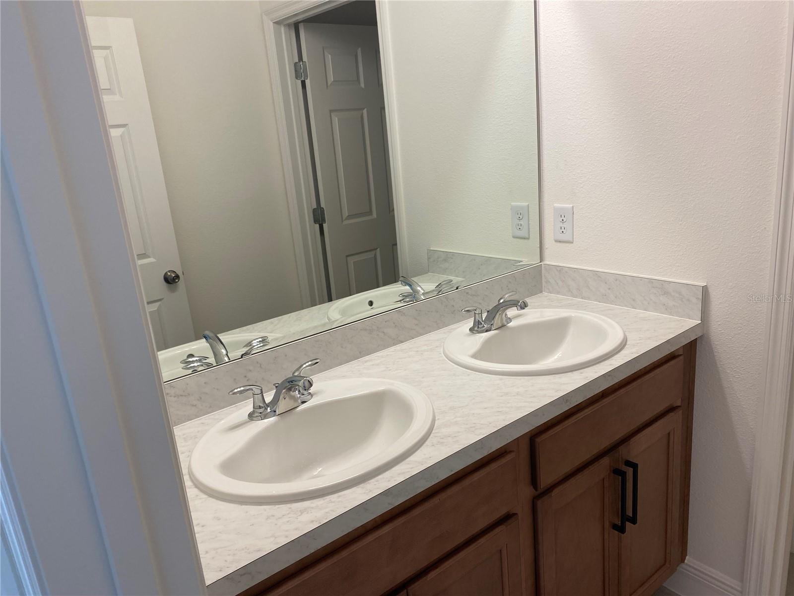 Image 21 of 24 For 4842 Gilded Jewel Drive