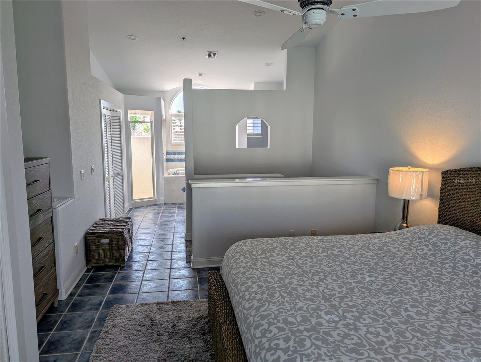 Image 10 of 18 For 3000 Ocean Shore Boulevard 14