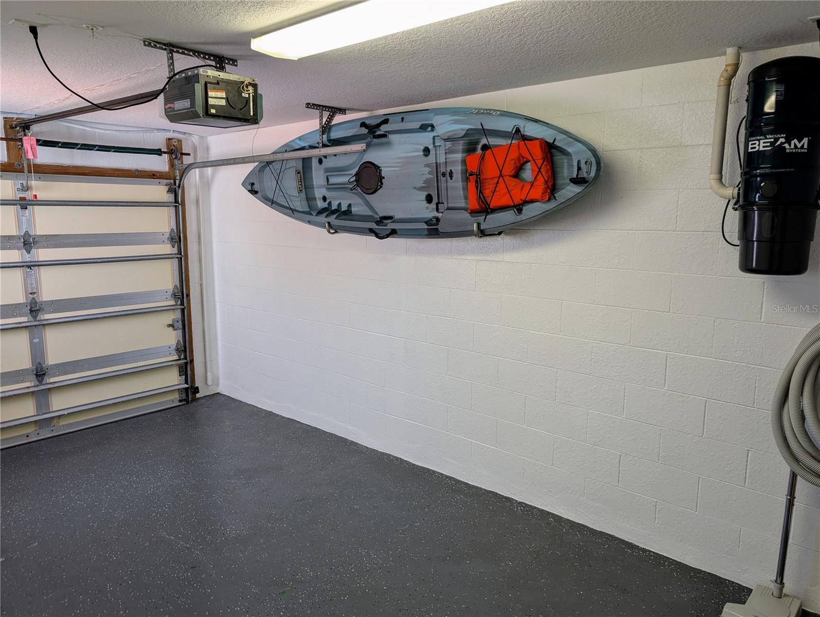 Image 16 of 18 For 3000 Ocean Shore Boulevard 14