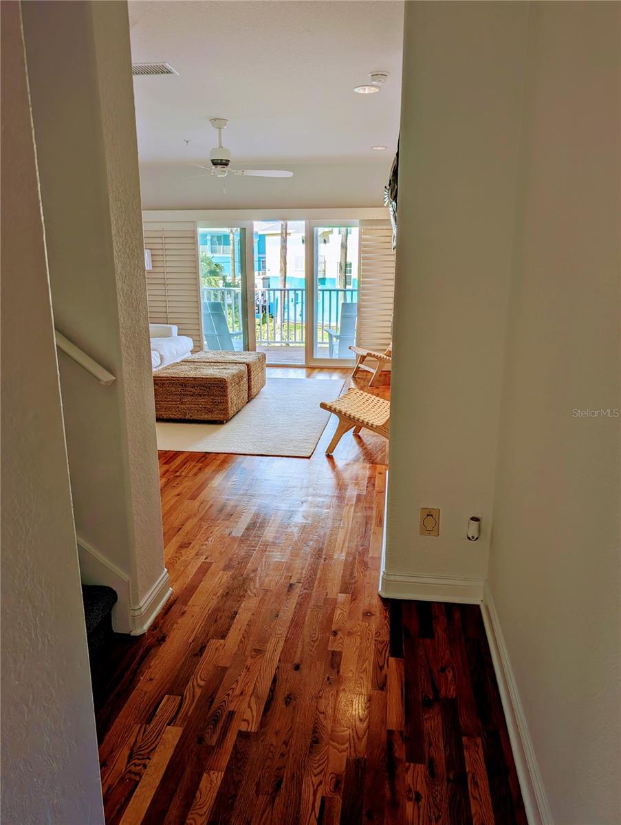 Image 7 of 18 For 3000 Ocean Shore Boulevard 14