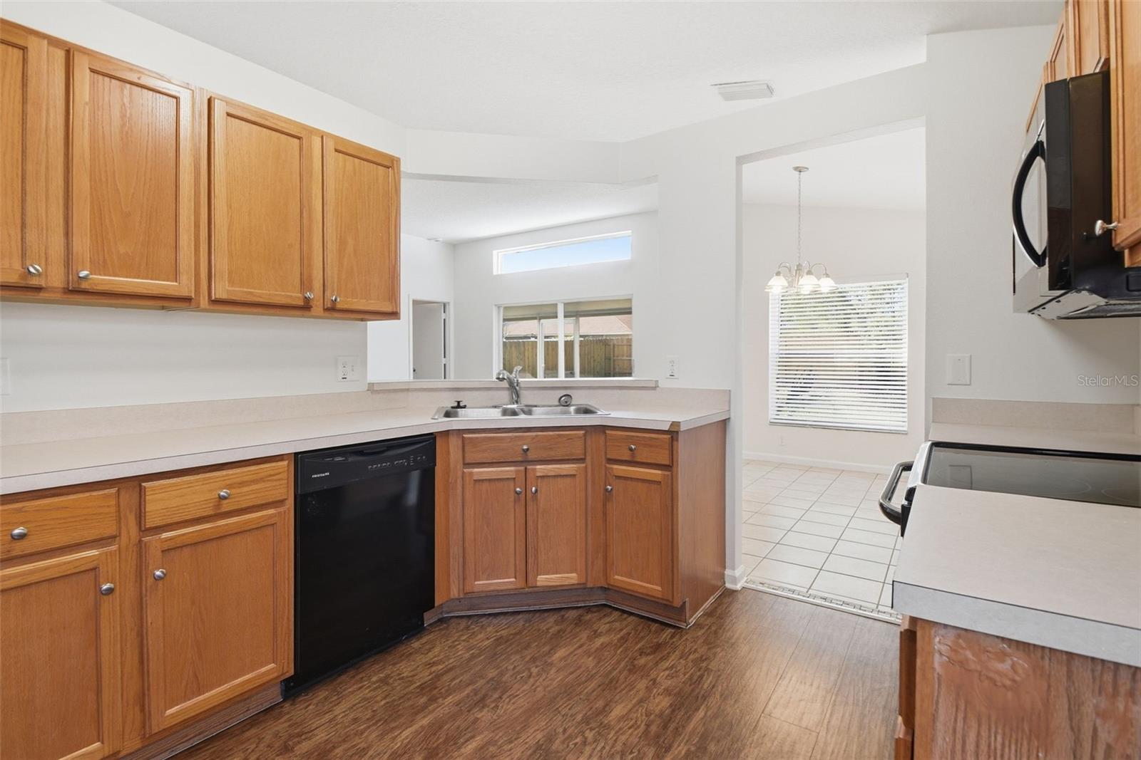 Image 17 of 40 For 10523 Egret Haven Lane