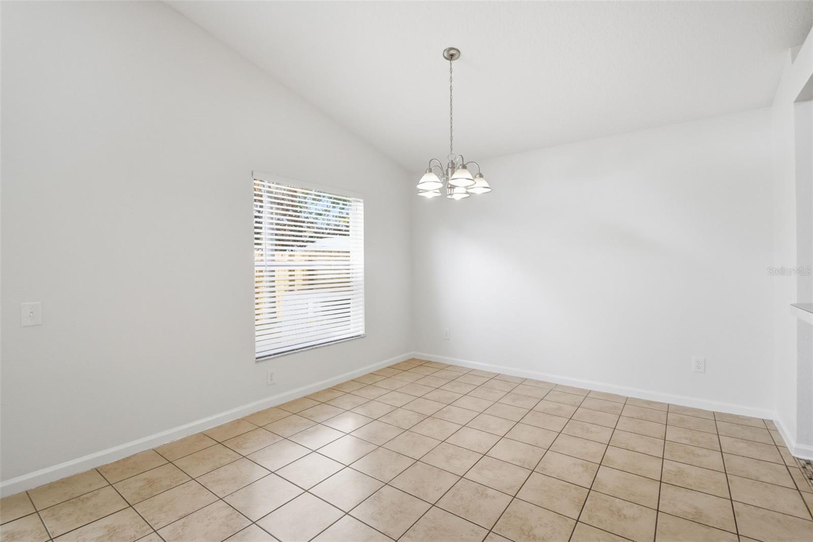 Image 18 of 40 For 10523 Egret Haven Lane