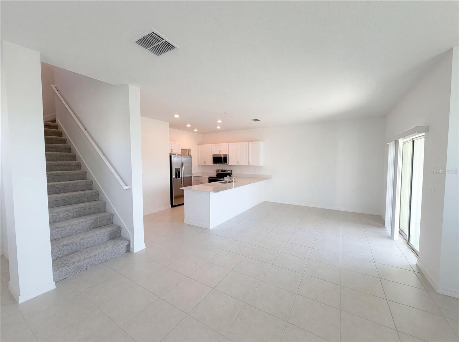 Image 34 of 41 For 32038 Pop Ash Place