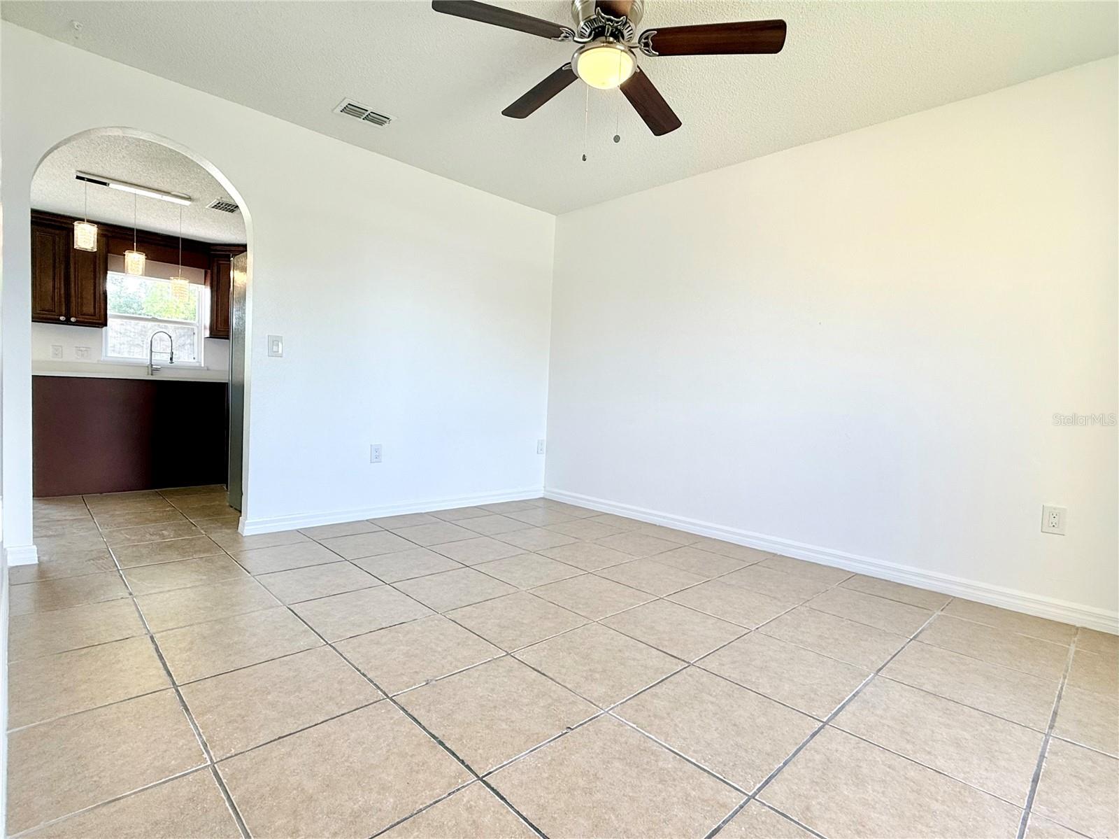 Image 19 of 40 For 6636 Pomeroy Circle