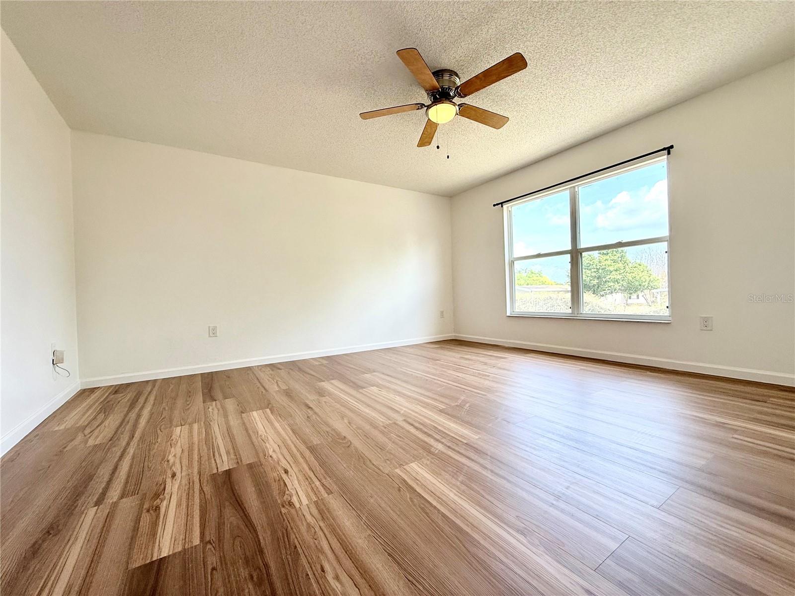 Image 23 of 40 For 6636 Pomeroy Circle