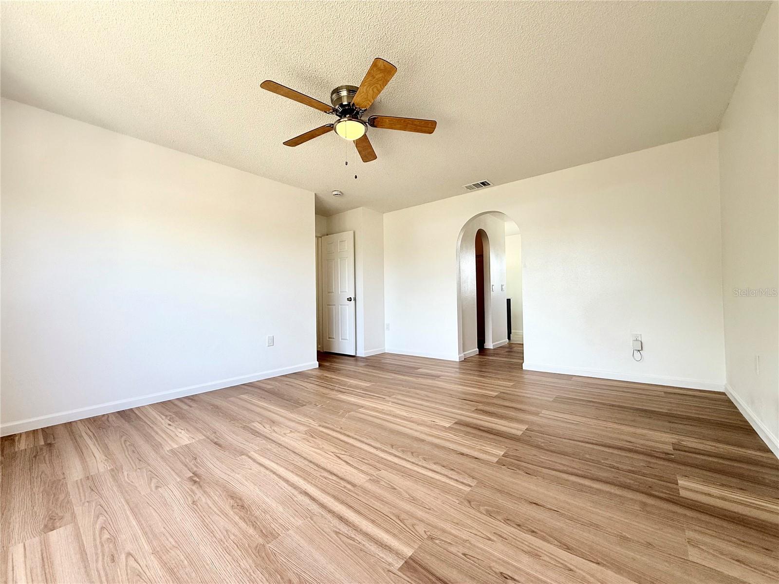 Image 24 of 40 For 6636 Pomeroy Circle