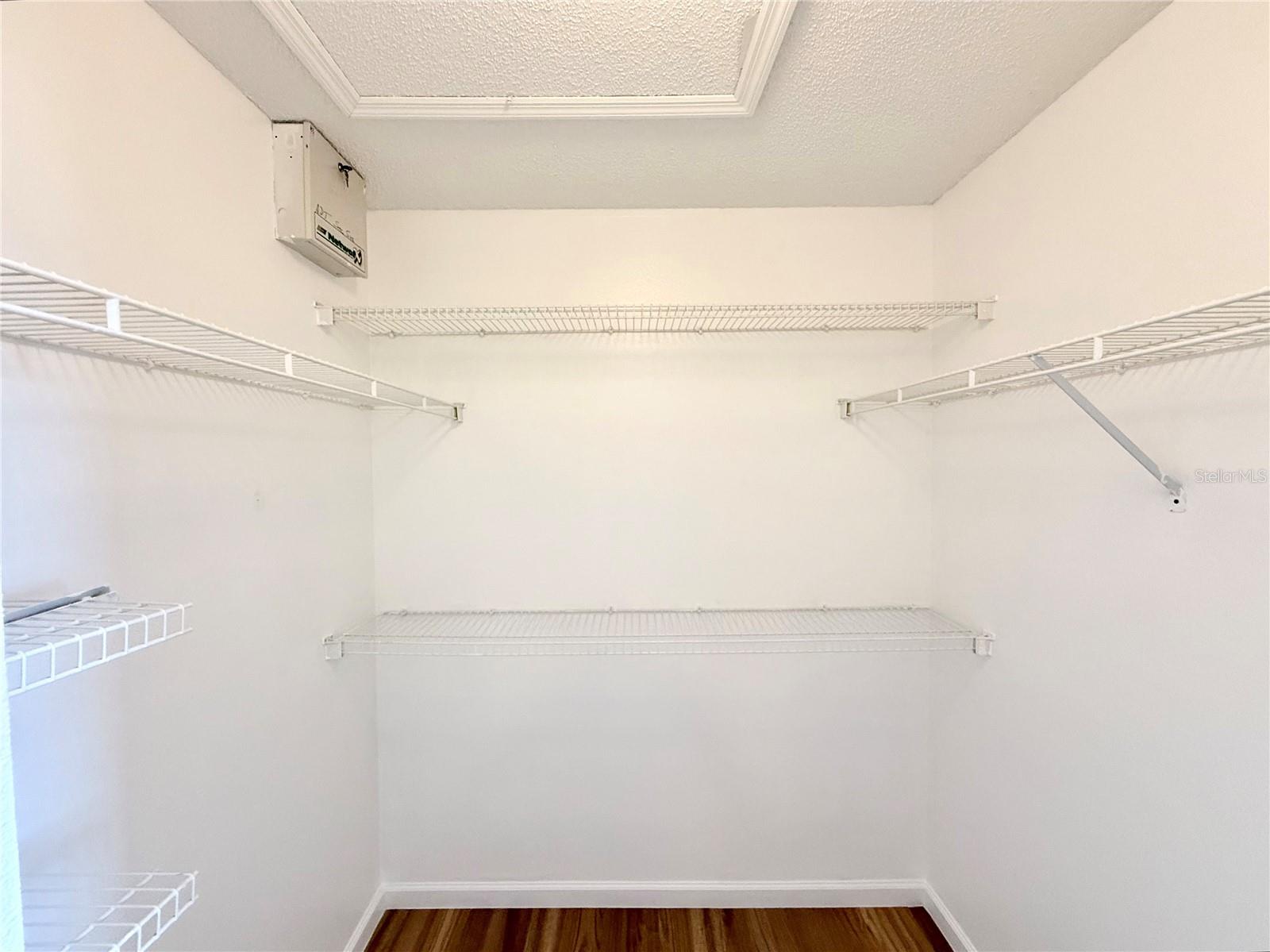 Image 26 of 40 For 6636 Pomeroy Circle