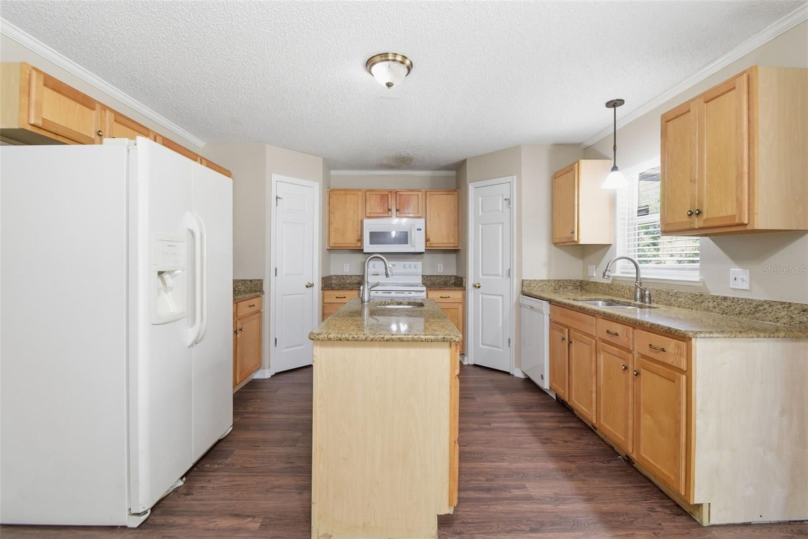 Image 13 of 62 For 12916 Parkington Drive