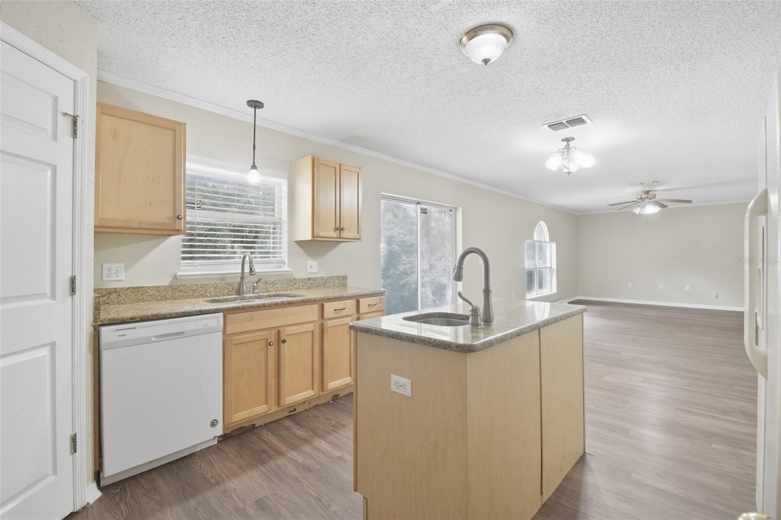 Image 16 of 62 For 12916 Parkington Drive