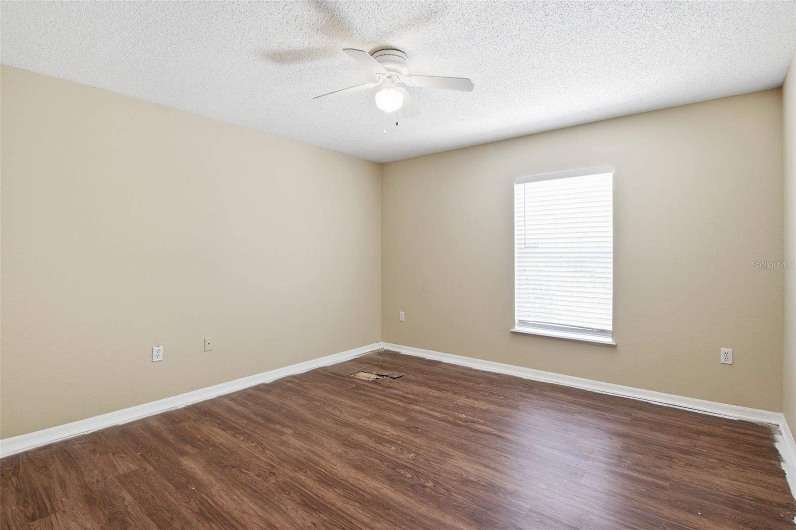 Image 23 of 62 For 12916 Parkington Drive