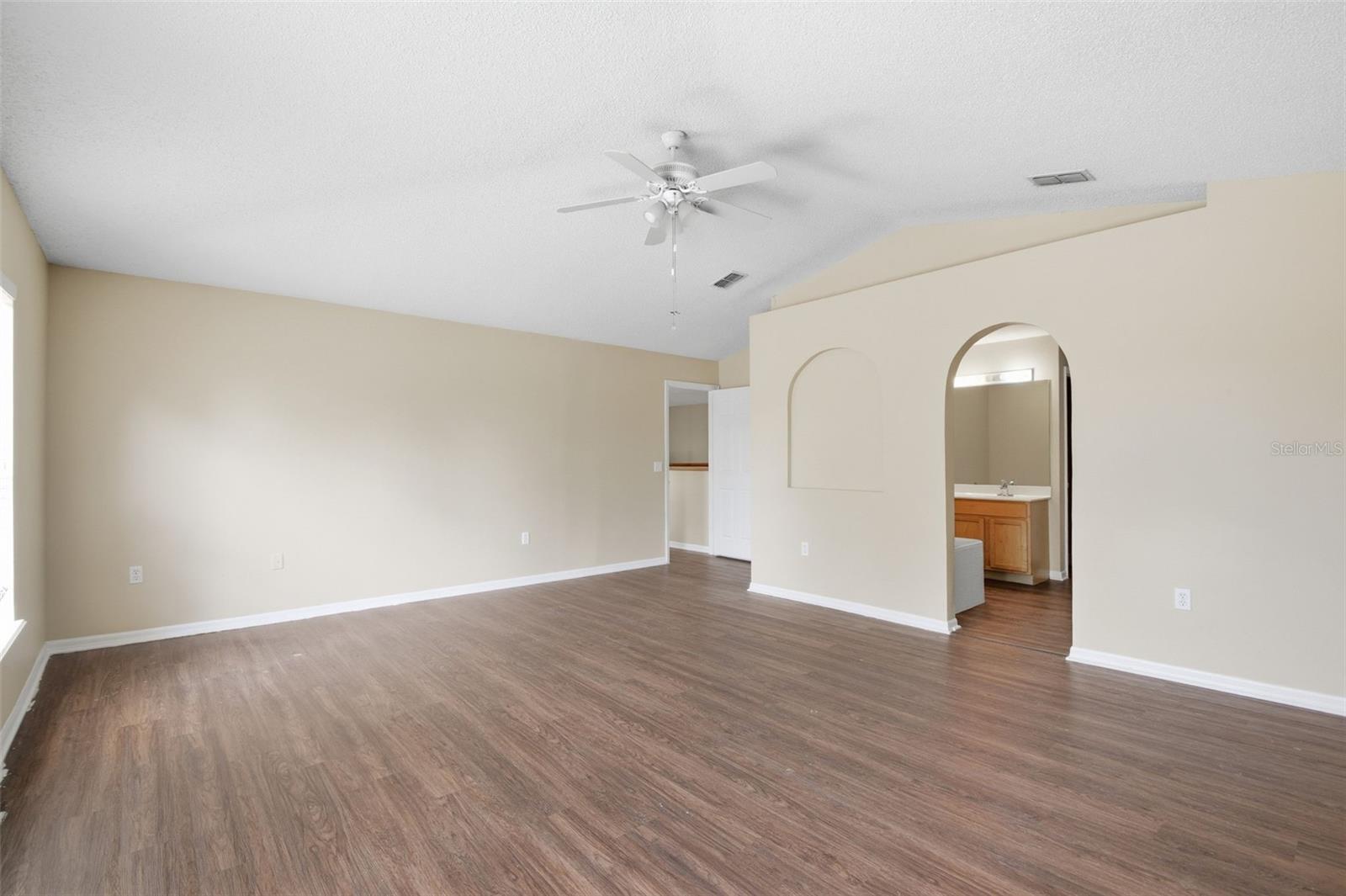 Image 35 of 62 For 12916 Parkington Drive