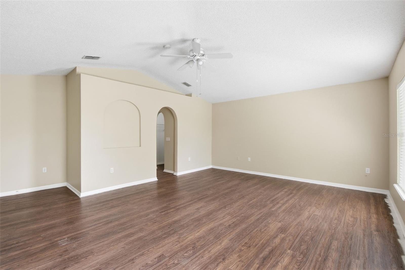 Image 36 of 62 For 12916 Parkington Drive