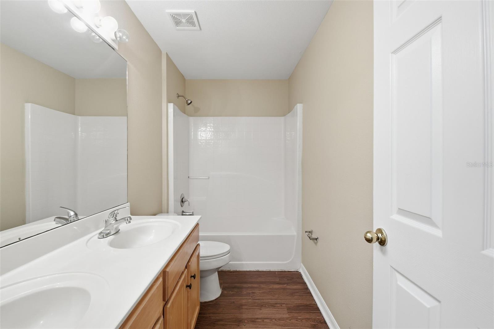 Image 43 of 62 For 12916 Parkington Drive