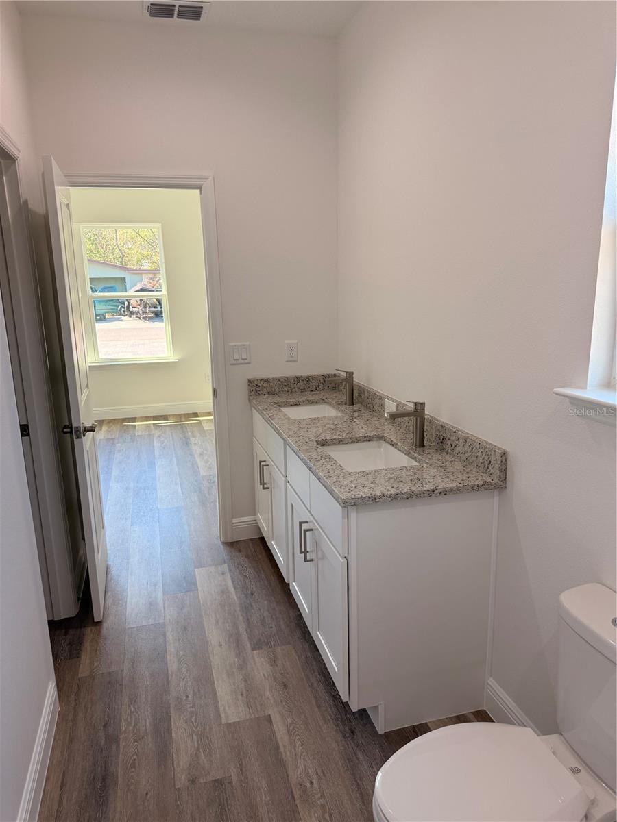 Image 18 of 18 For 939 Moton Avenue