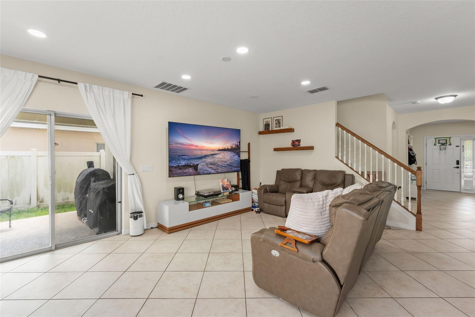 Image 12 of 50 For 10507 Cabbage Tree Loop