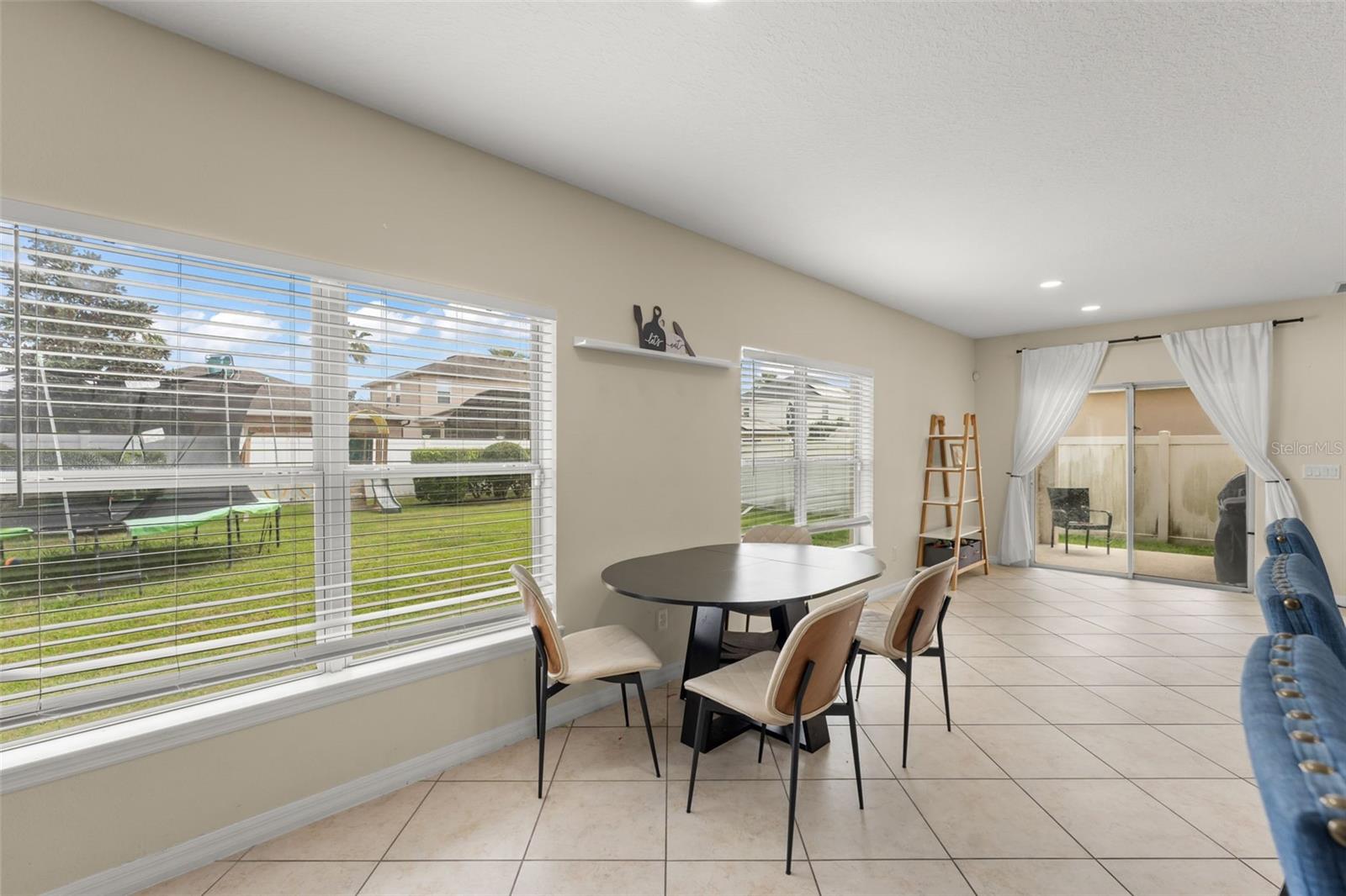 Image 20 of 50 For 10507 Cabbage Tree Loop