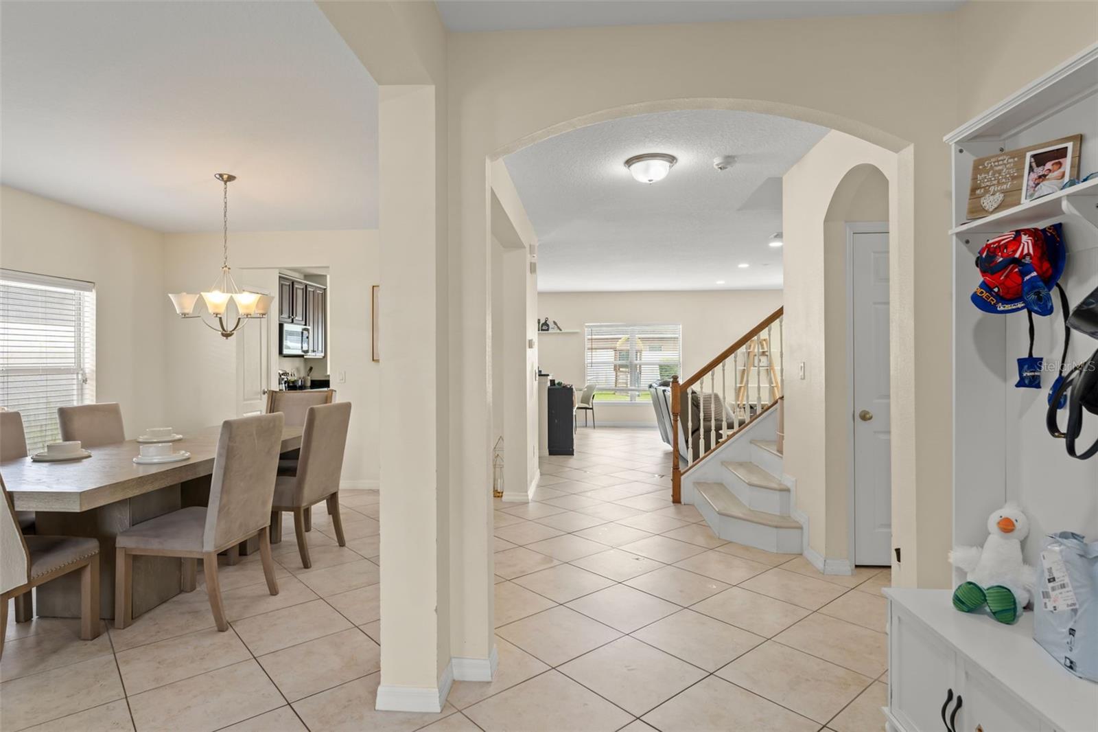 Image 3 of 50 For 10507 Cabbage Tree Loop