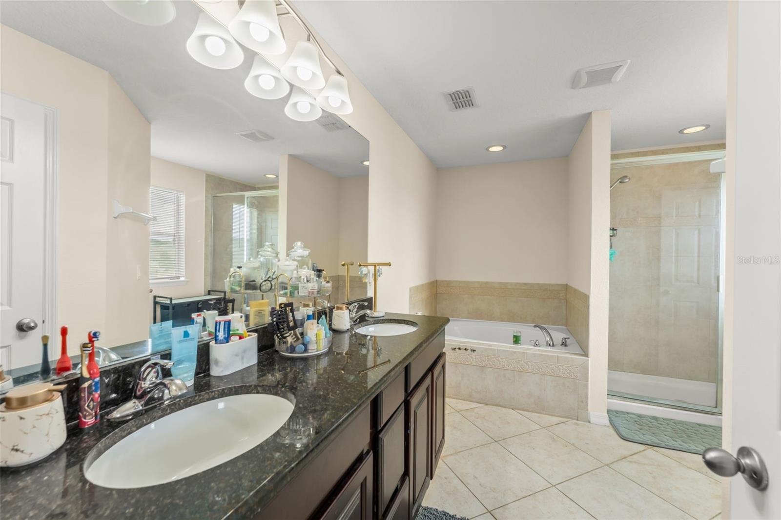 Image 32 of 50 For 10507 Cabbage Tree Loop