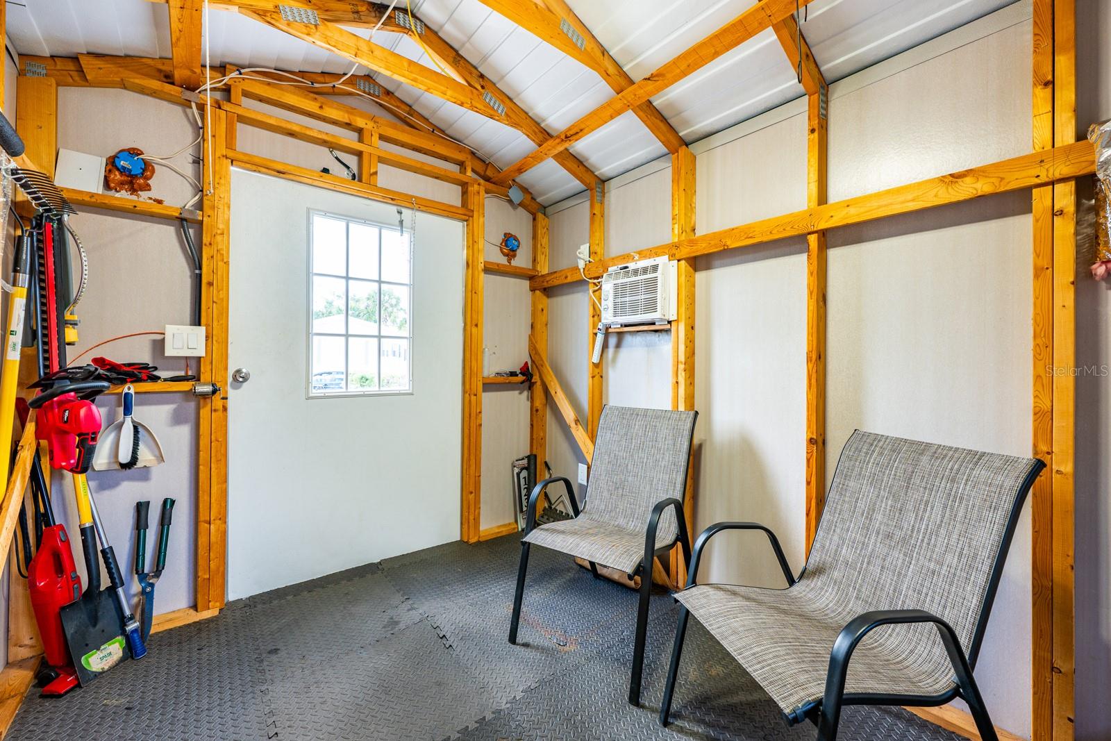 Image 11 of 25 For 2410 Limewood Avenue 304