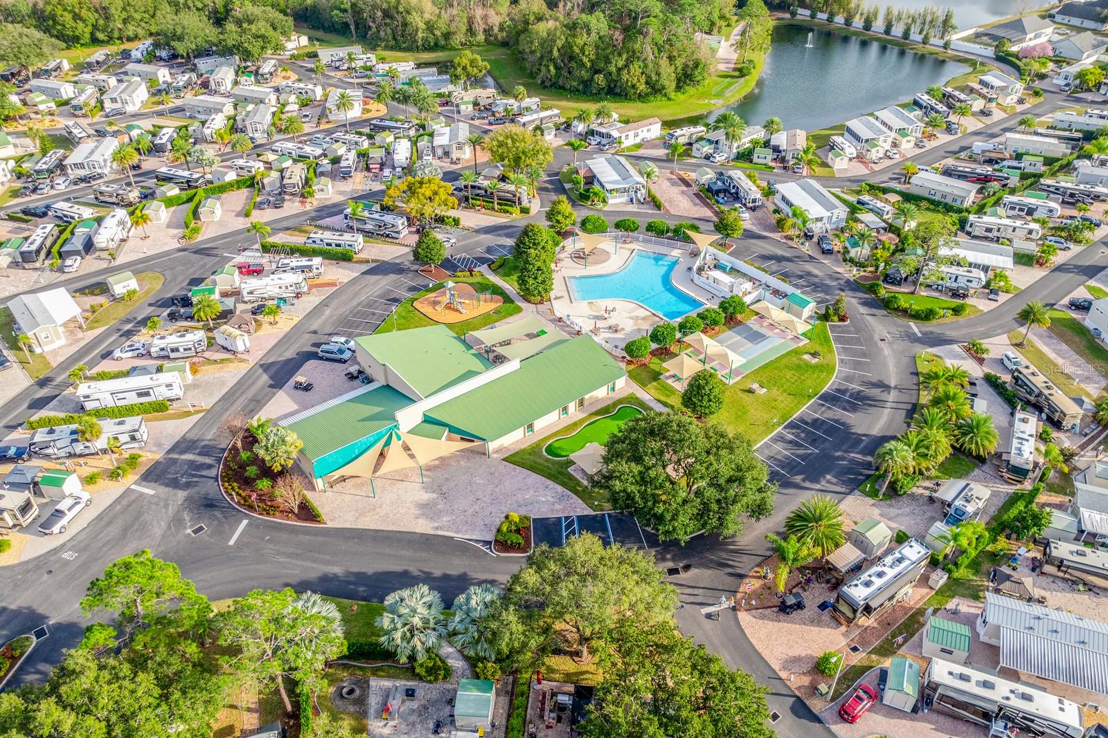 Image 15 of 25 For 2410 Limewood Avenue 304