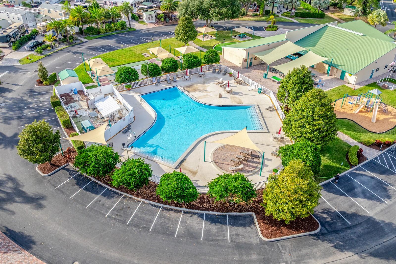 Image 18 of 25 For 2410 Limewood Avenue 304