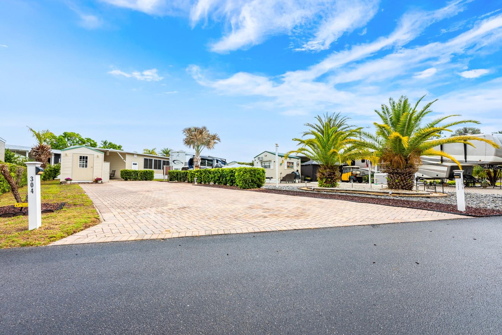 Image 2 of 25 For 2410 Limewood Avenue 304