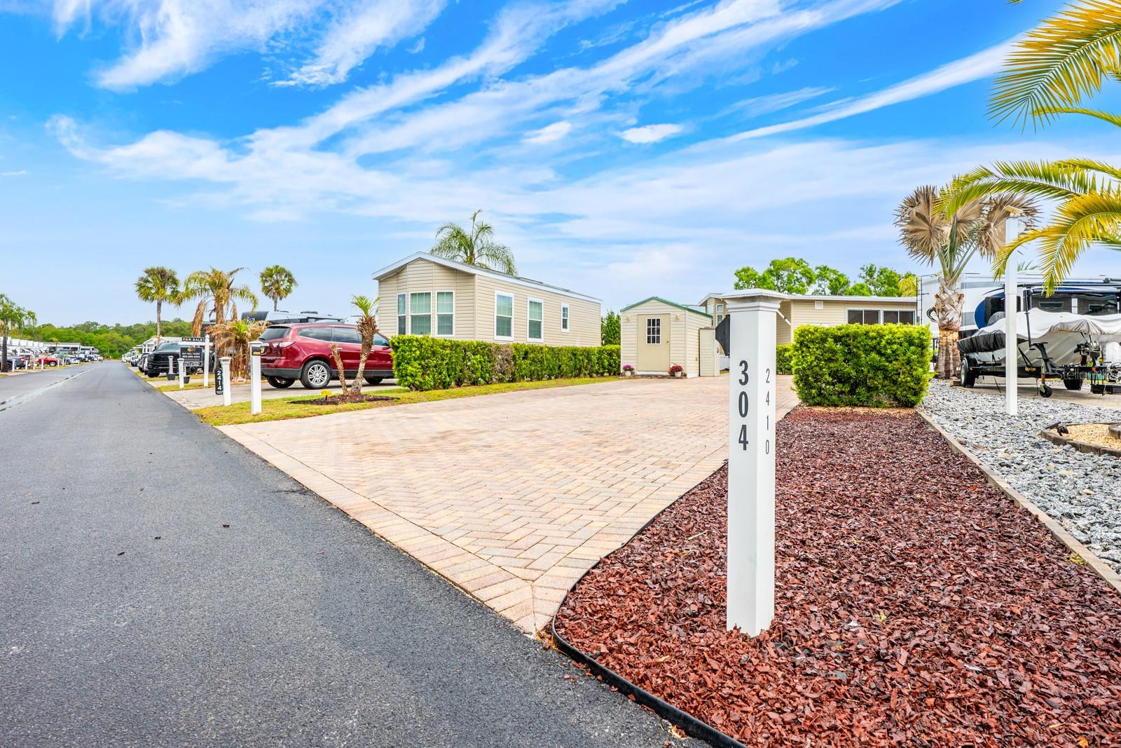 Image 4 of 25 For 2410 Limewood Avenue 304