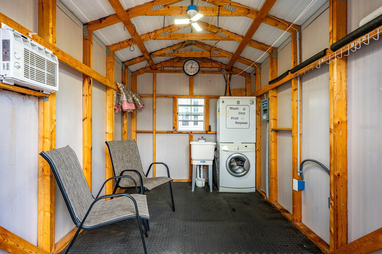 Image 9 of 25 For 2410 Limewood Avenue 304