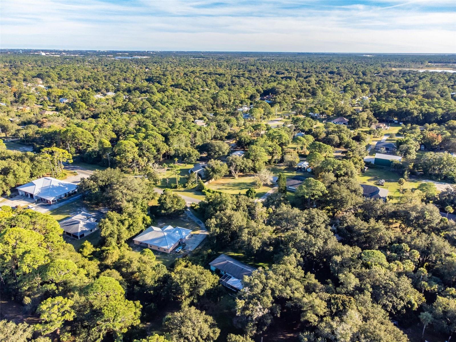 Image 13 of 50 For 4022 Canaveral Groves Boulevard