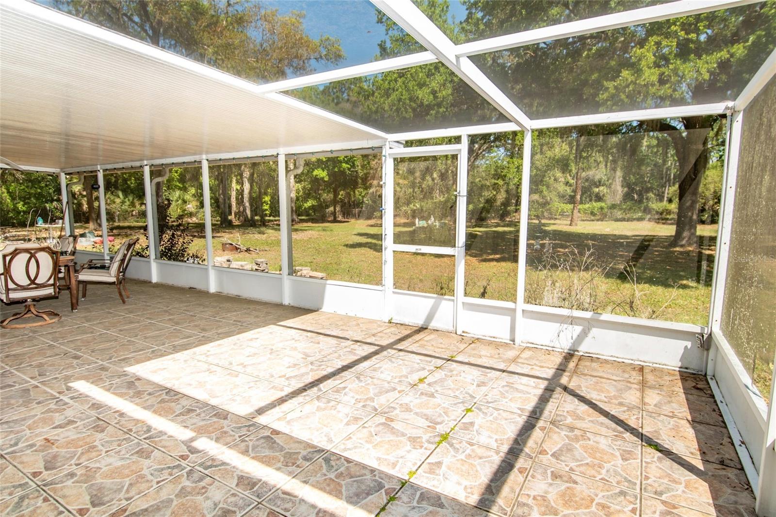 Image 20 of 50 For 4022 Canaveral Groves Boulevard