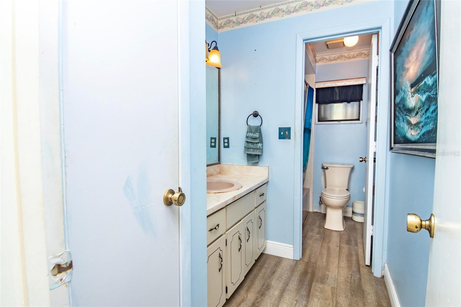 Image 27 of 50 For 4022 Canaveral Groves Boulevard