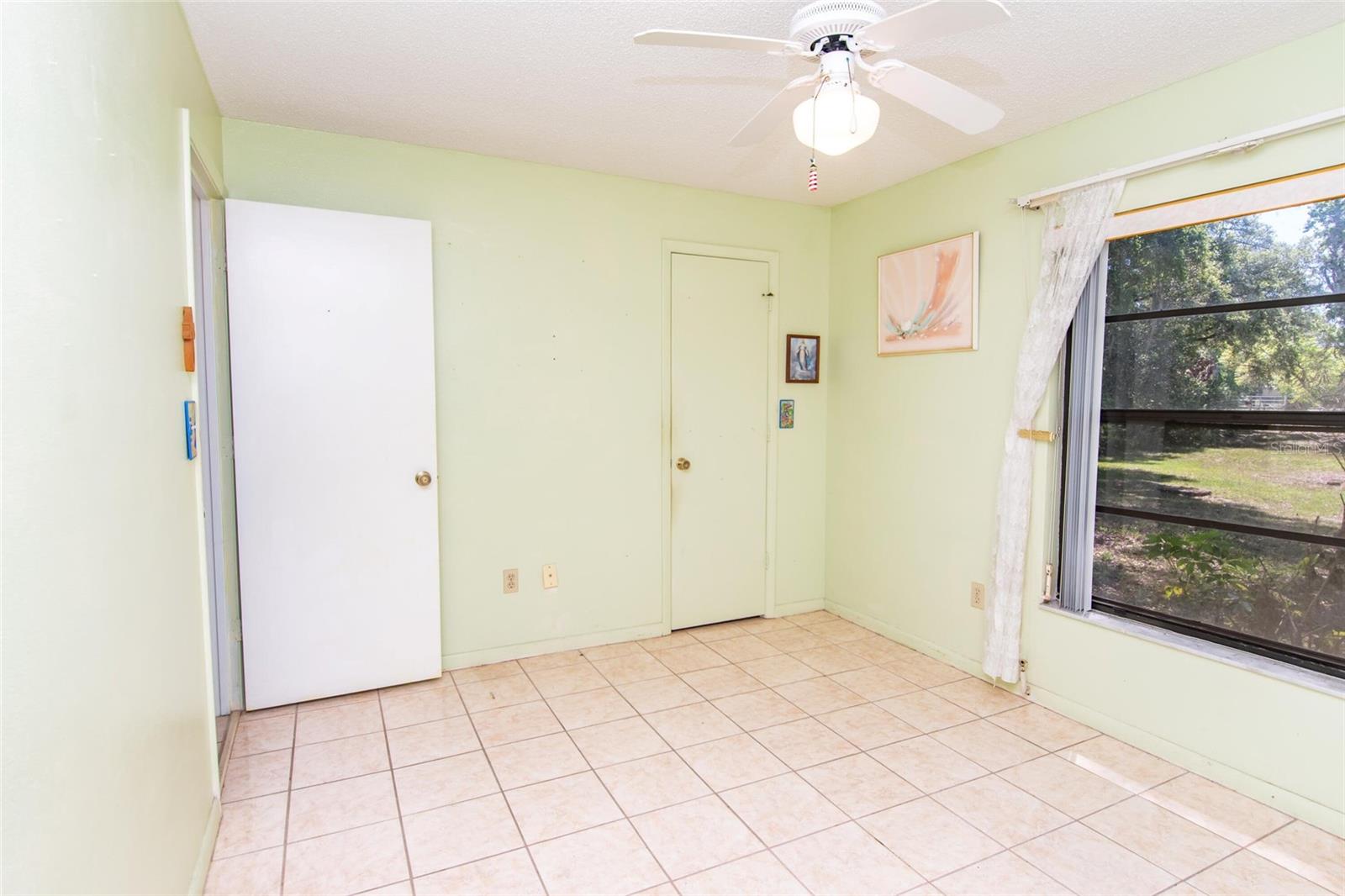 Image 32 of 50 For 4022 Canaveral Groves Boulevard