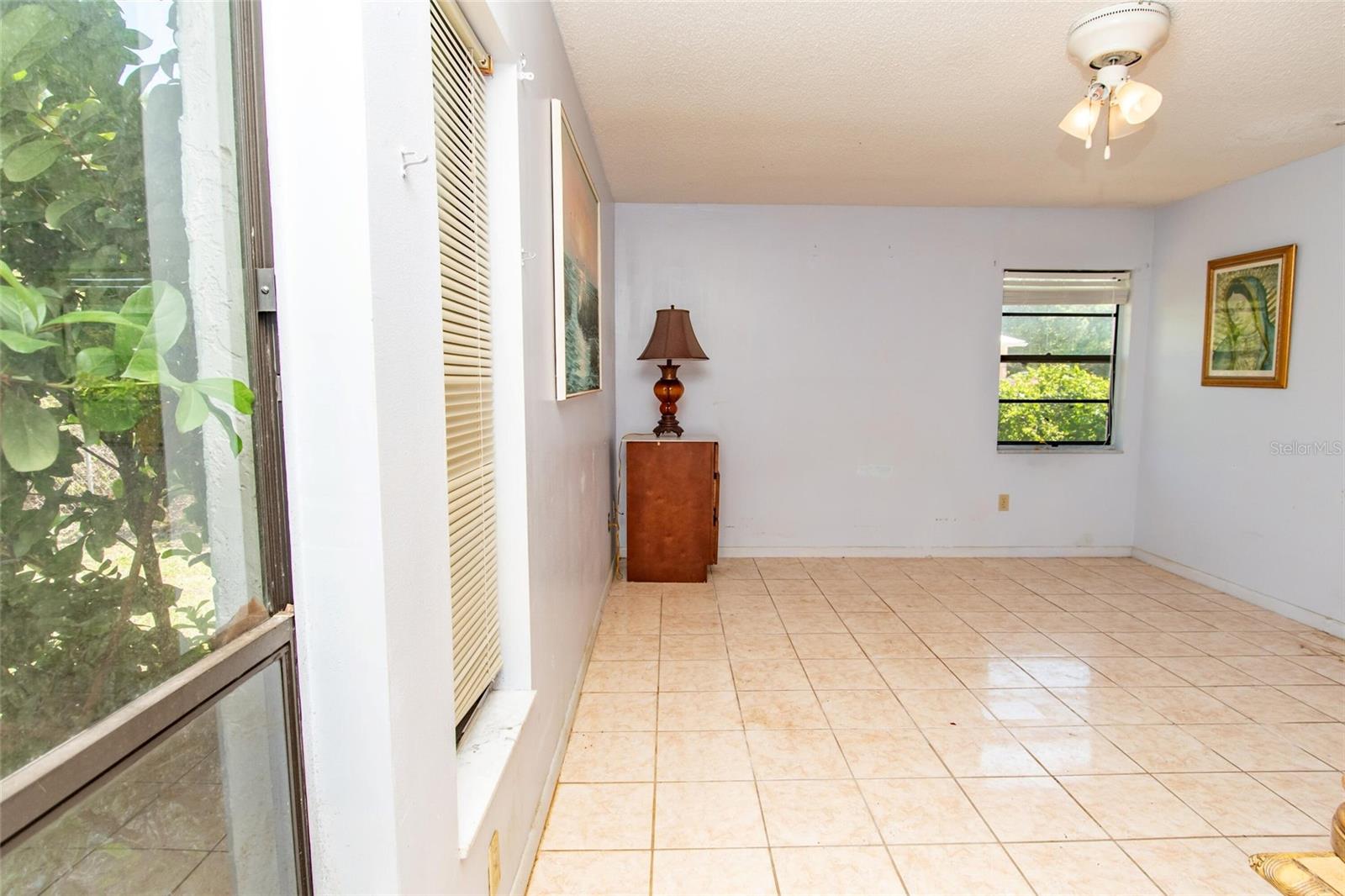 Image 36 of 50 For 4022 Canaveral Groves Boulevard