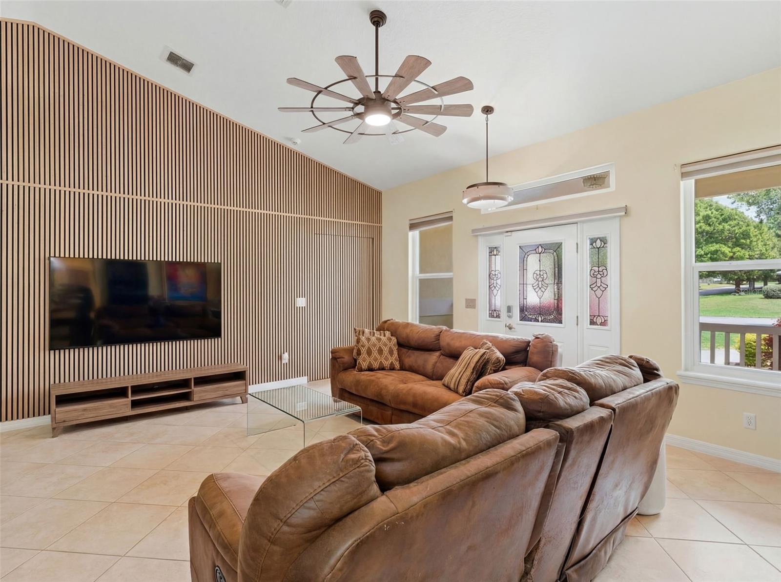 Image 10 of 26 For 3510 Hunters Trail Circle