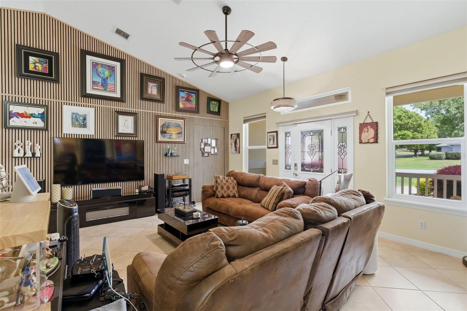 Image 11 of 26 For 3510 Hunters Trail Circle