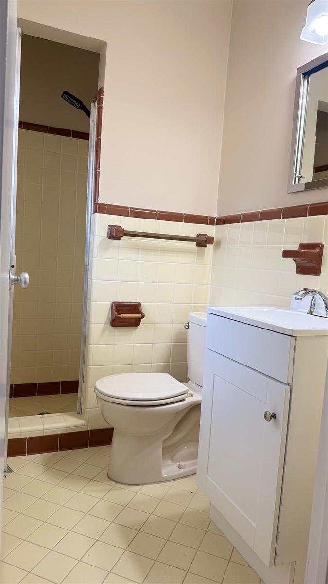 Image 31 of 53 For 1603 Lake Nettie Court