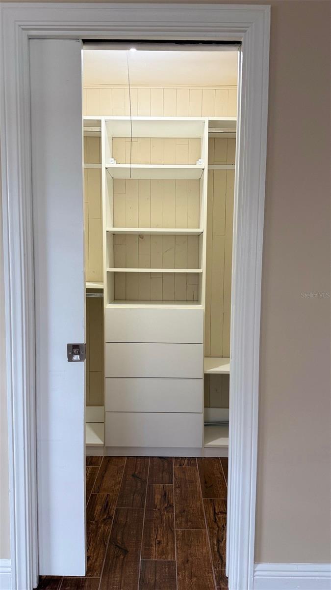 Image 32 of 53 For 1603 Lake Nettie Court