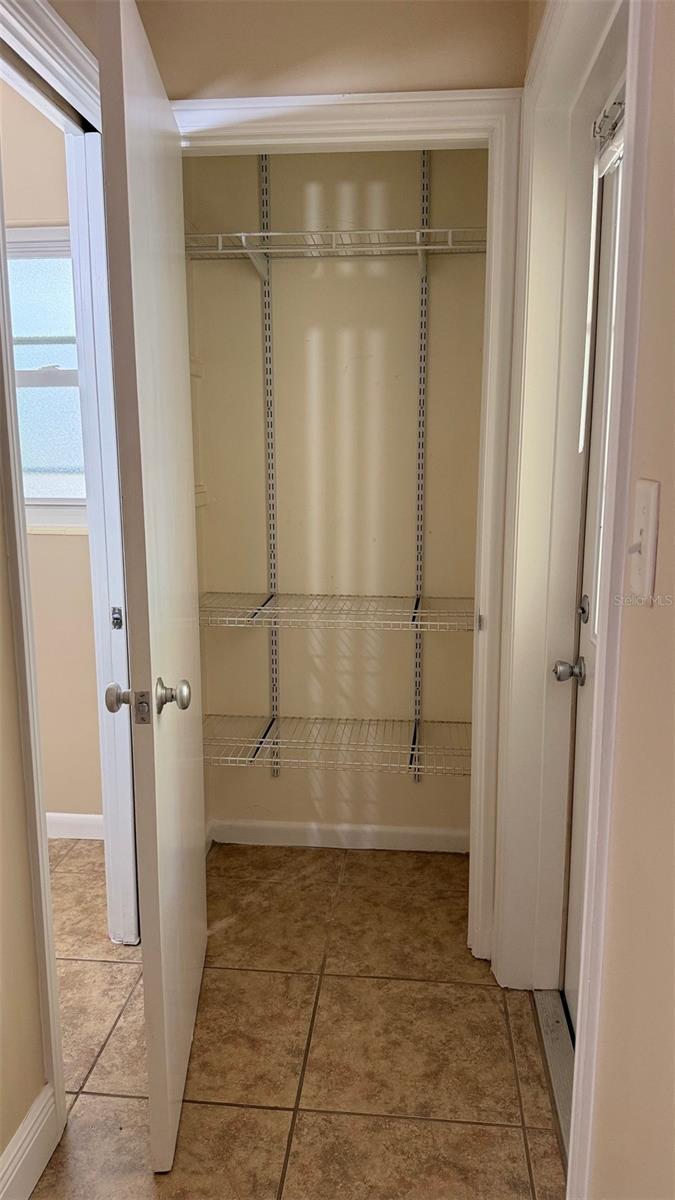 Image 36 of 53 For 1603 Lake Nettie Court