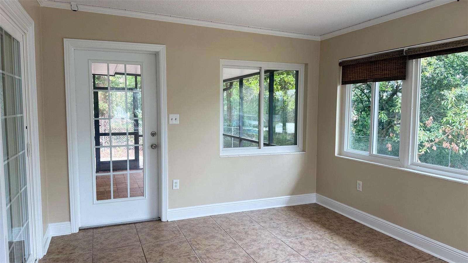 Image 41 of 53 For 1603 Lake Nettie Court