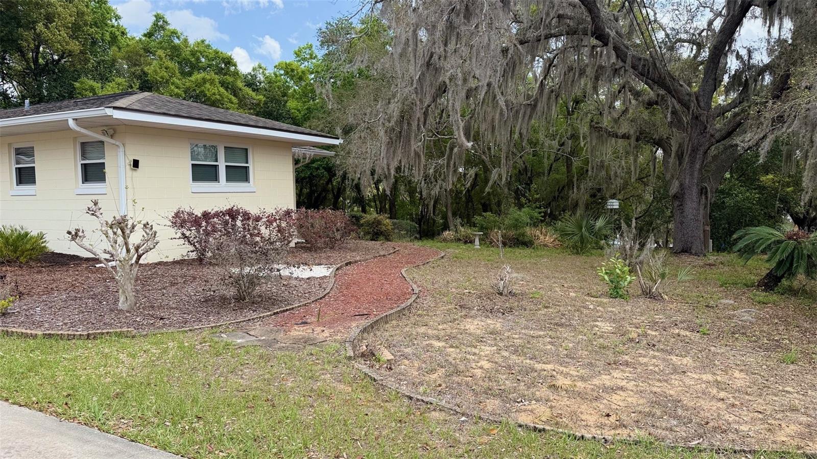 Image 47 of 53 For 1603 Lake Nettie Court