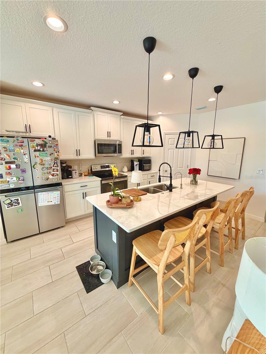 Image 4 of 46 For 4209 Deleon Street