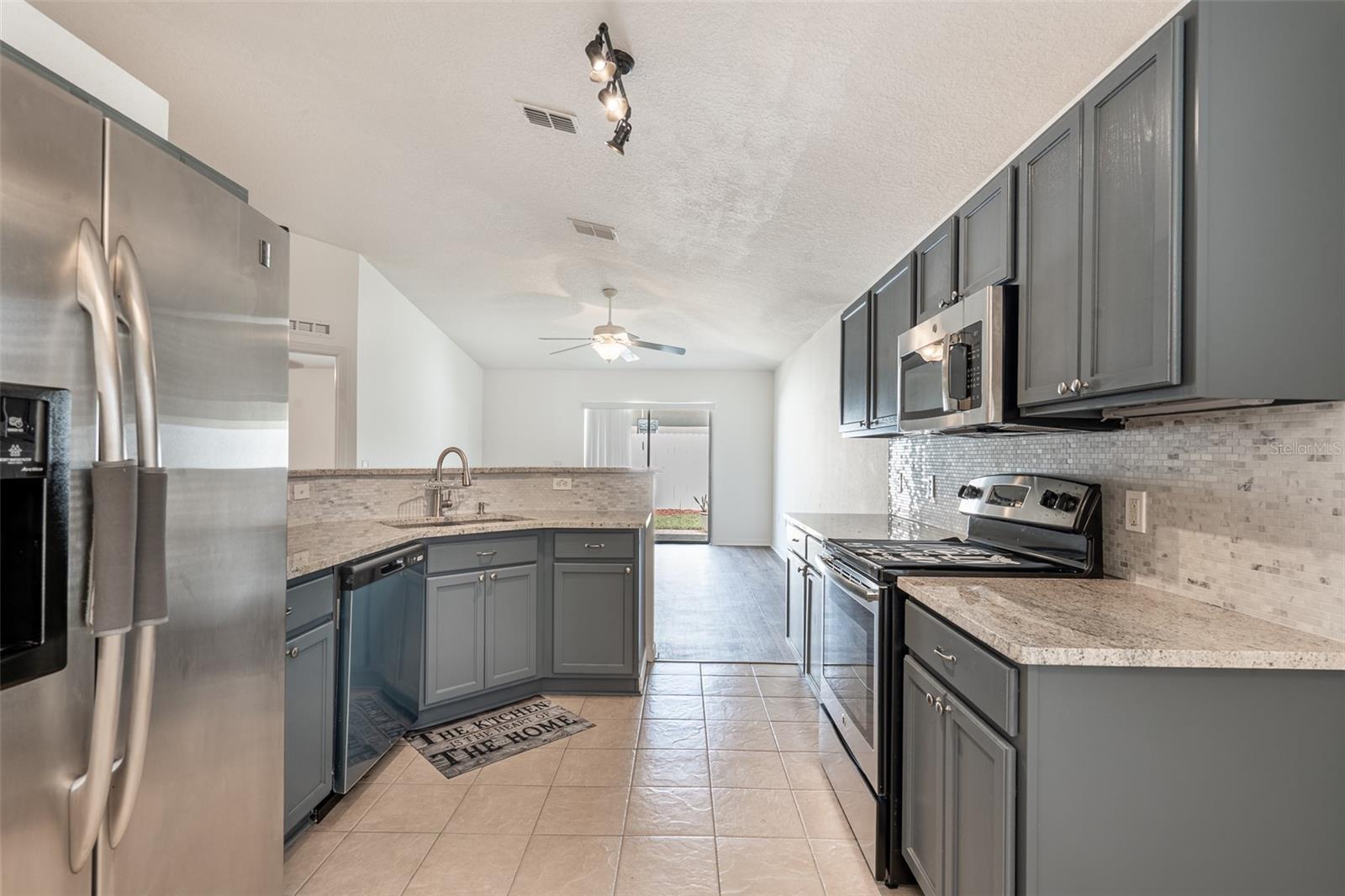 Image 14 of 30 For 2123 Anoka Way