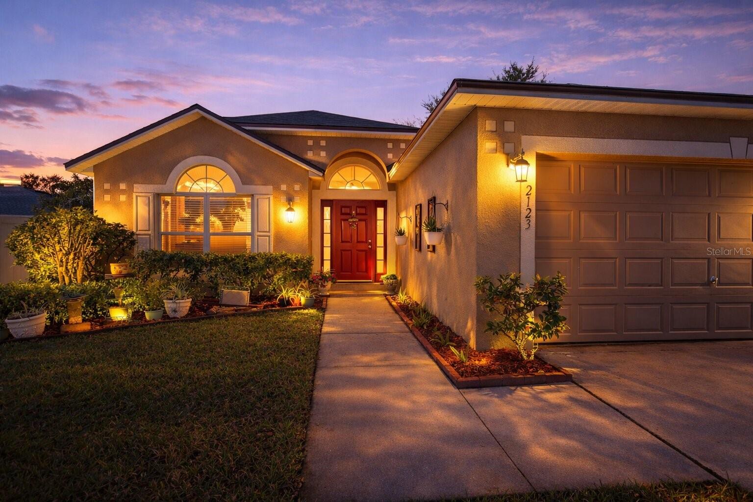 Image 2 of 30 For 2123 Anoka Way