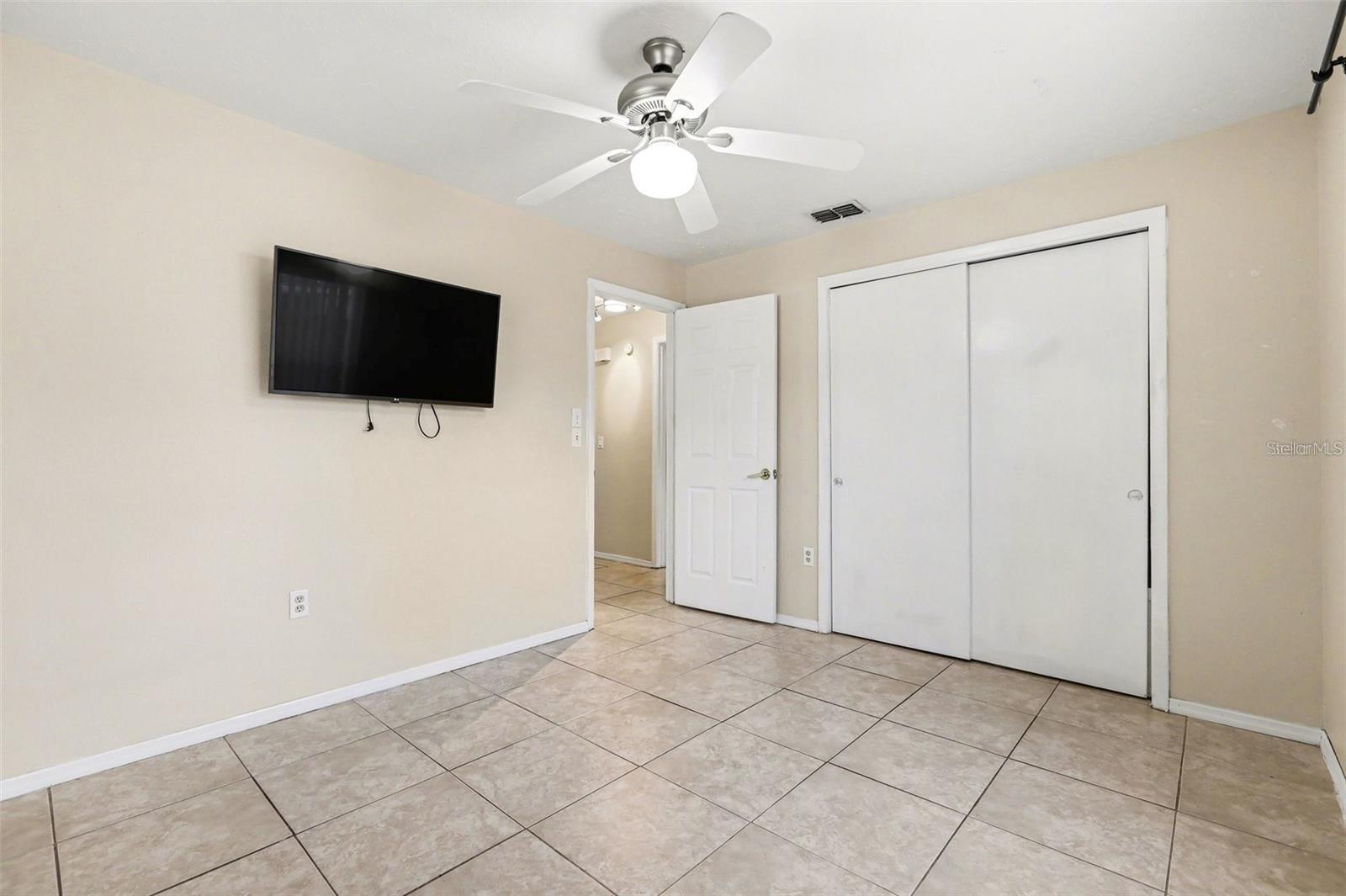 Image 16 of 24 For 2874 Indianwood Drive