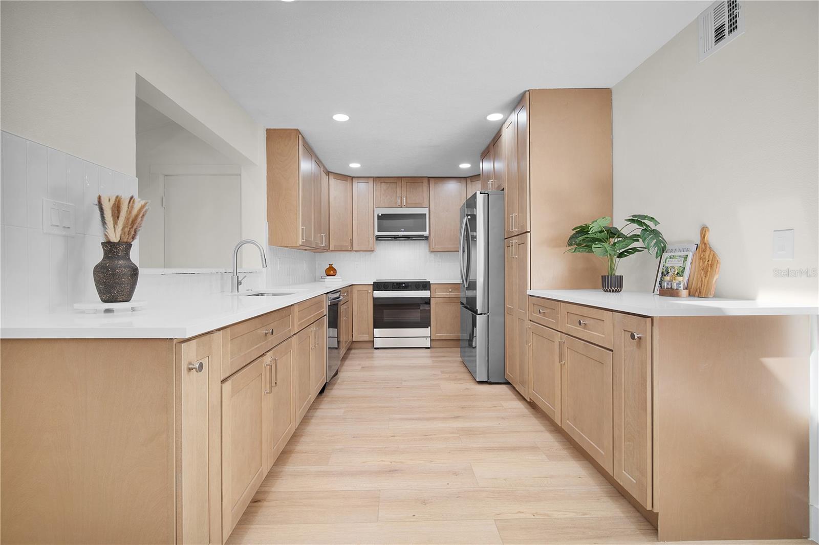 Image 11 of 38 For 233 Wilderness Point